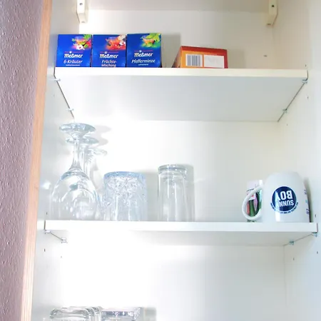 White Z6 Apartment